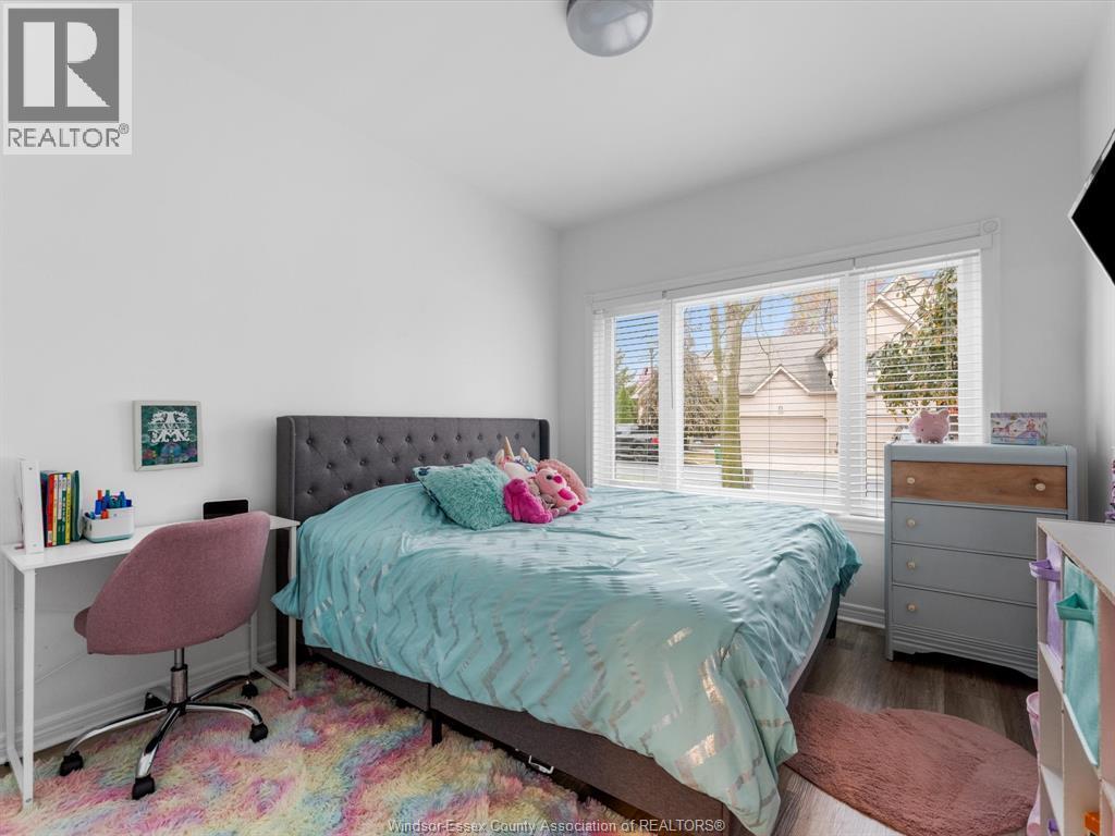 381 Tuscany Crescent, Tecumseh, ON - Indoor Photo Showing Bedroom