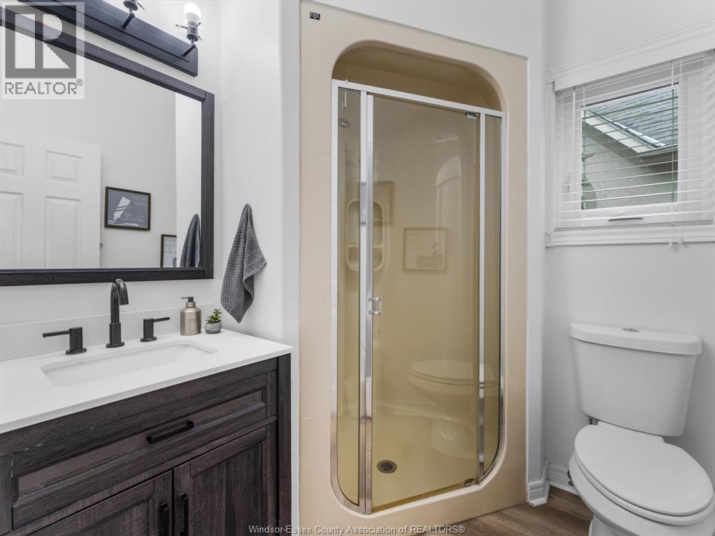 381 Tuscany Crescent, Tecumseh, ON - Indoor Photo Showing Bathroom
