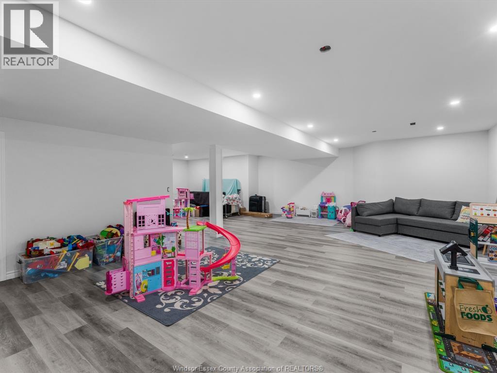 381 Tuscany Crescent, Tecumseh, ON - Indoor