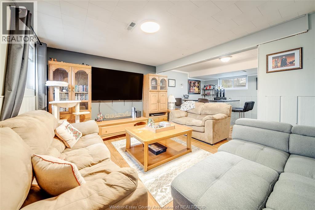 21 Pearl, Tilbury, ON - Indoor Photo Showing Living Room