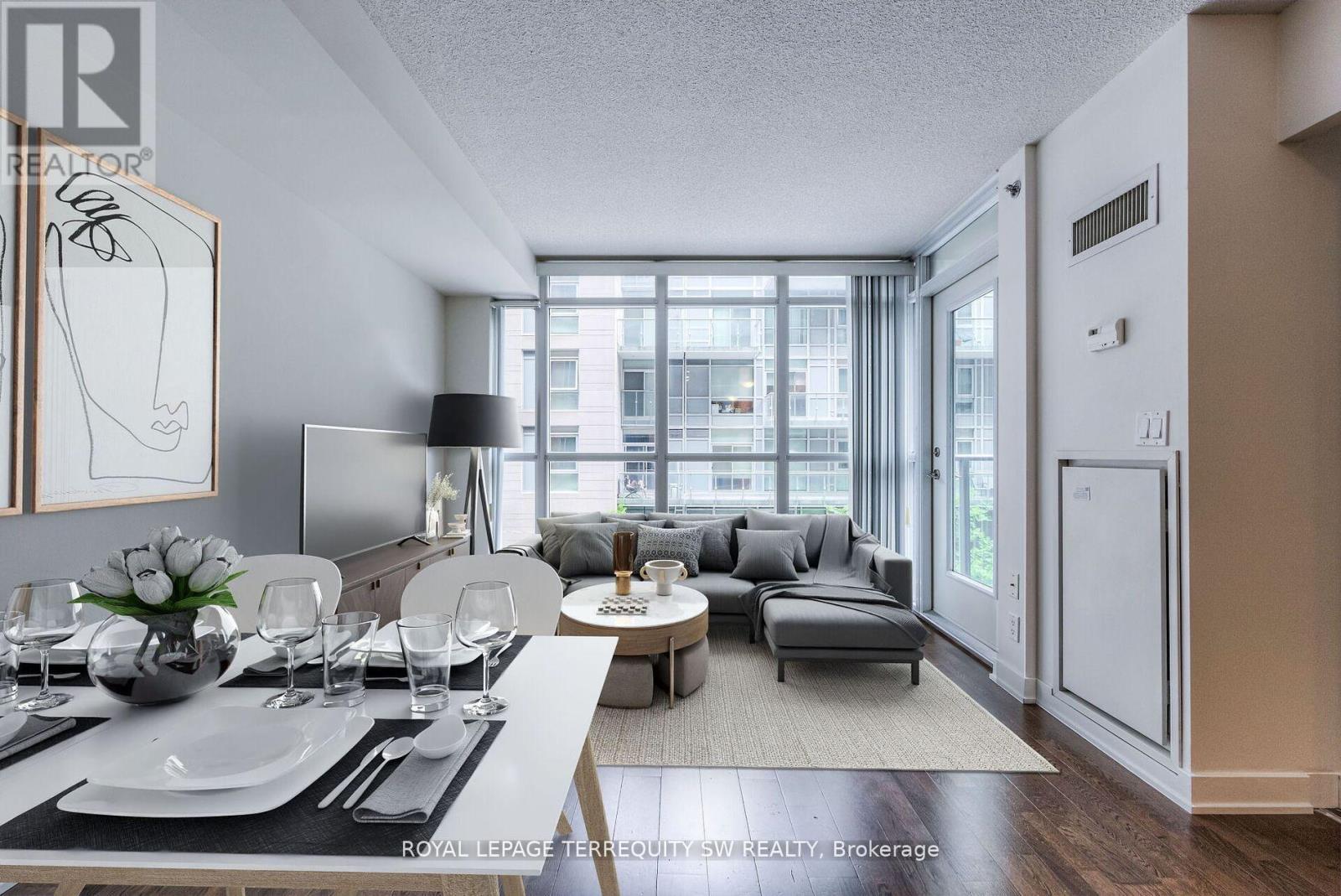 314 - 21 Nelson Street, Toronto, ON - Indoor Photo Showing Other Room