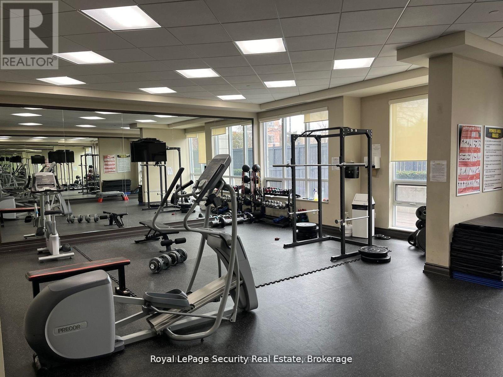 Ph4 - 35 Saranac Boulevard, Toronto, ON - Indoor Photo Showing Gym Room