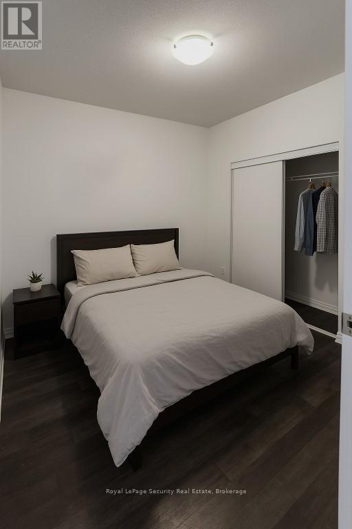 AI staged - Ph4 - 35 Saranac Boulevard, Toronto, ON - Indoor Photo Showing Bedroom