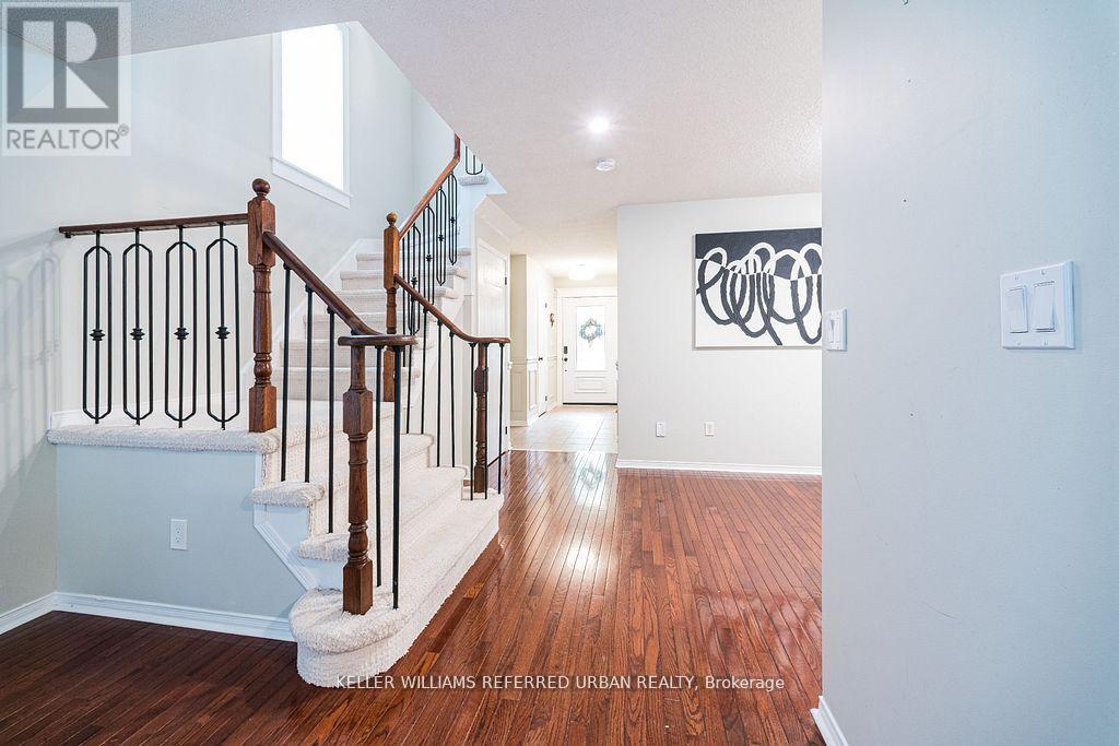 68 - 16 Sprucedale Way, Whitby, ON - Indoor Photo Showing Other Room