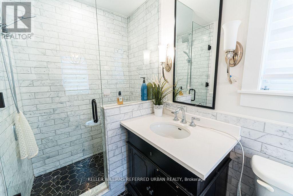 68 - 16 Sprucedale Way, Whitby, ON - Indoor Photo Showing Bathroom