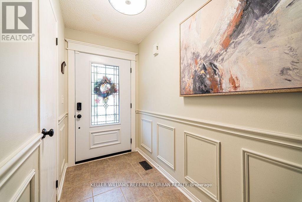 68 - 16 Sprucedale Way, Whitby, ON - Indoor Photo Showing Other Room