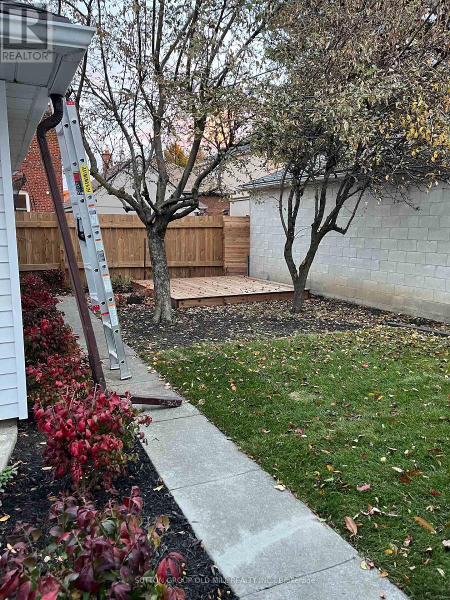 Main Floor - 97 Twelfth Street, Toronto, ON - Outdoor