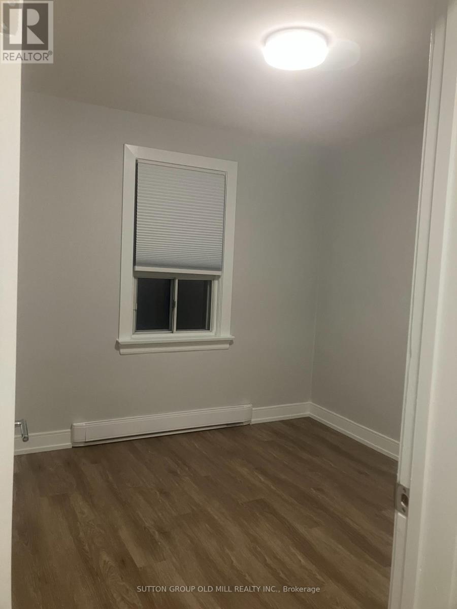 Main Floor - 97 Twelfth Street, Toronto, ON - Indoor Photo Showing Other Room