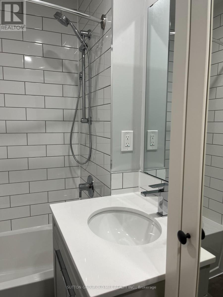 Main Floor - 97 Twelfth Street, Toronto, ON - Indoor Photo Showing Bathroom