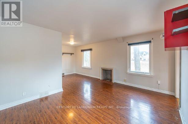 2982 Bayview Avenue, Toronto, ON - Indoor Photo Showing Other Room