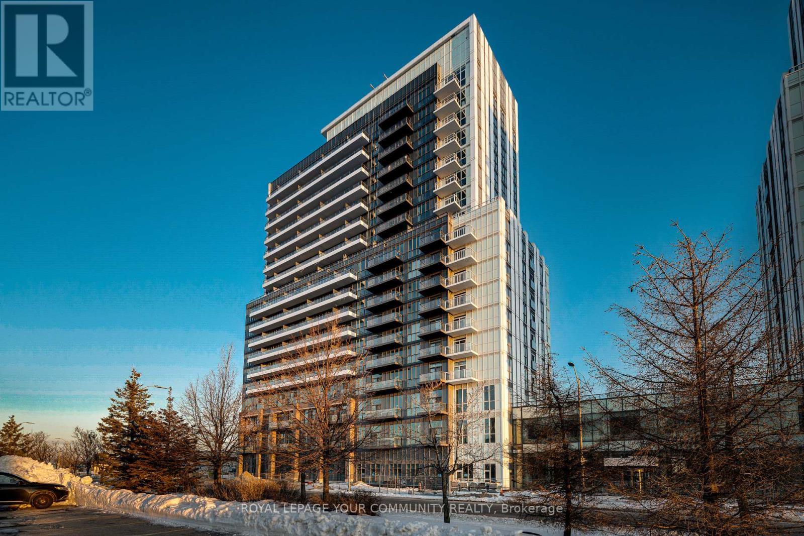 1801 - 38 Honeycrisp Crescent, Vaughan, ON - Outdoor With Facade