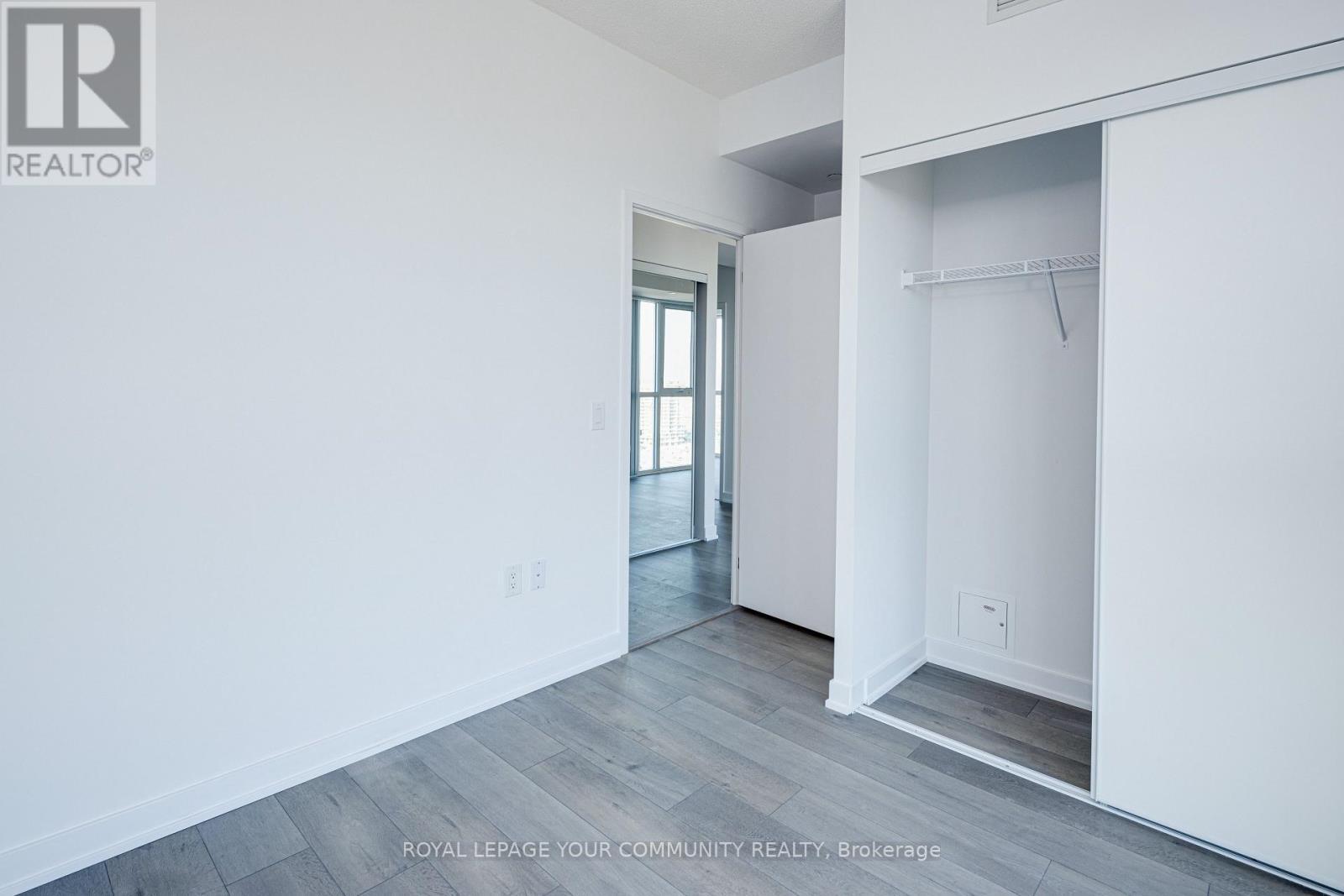 1801 - 38 Honeycrisp Crescent, Vaughan, ON - Indoor Photo Showing Other Room