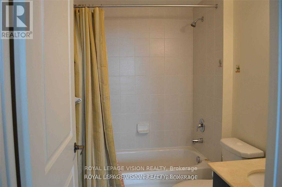 605 - 7400 Markham Road, Markham, ON - Indoor Photo Showing Bathroom
