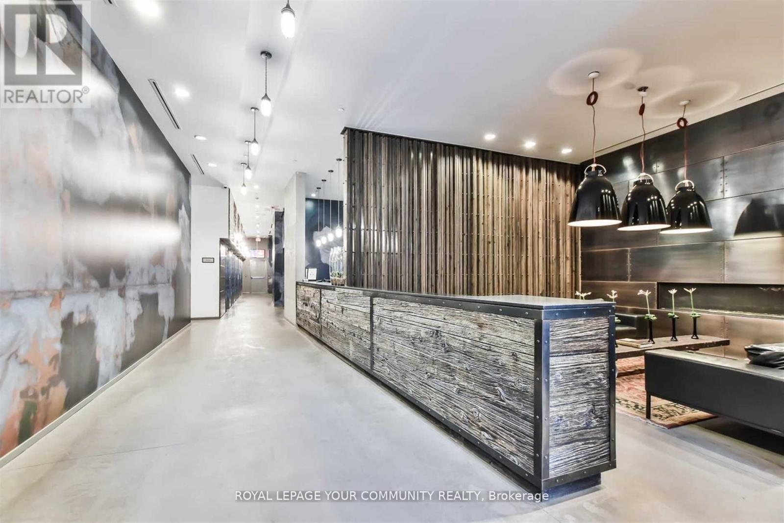 1701 - 5 St Joseph Street, Toronto, ON - Indoor Photo Showing Other Room