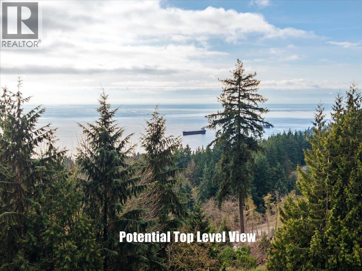 2320 Chairlift Close, West Vancouver, BC