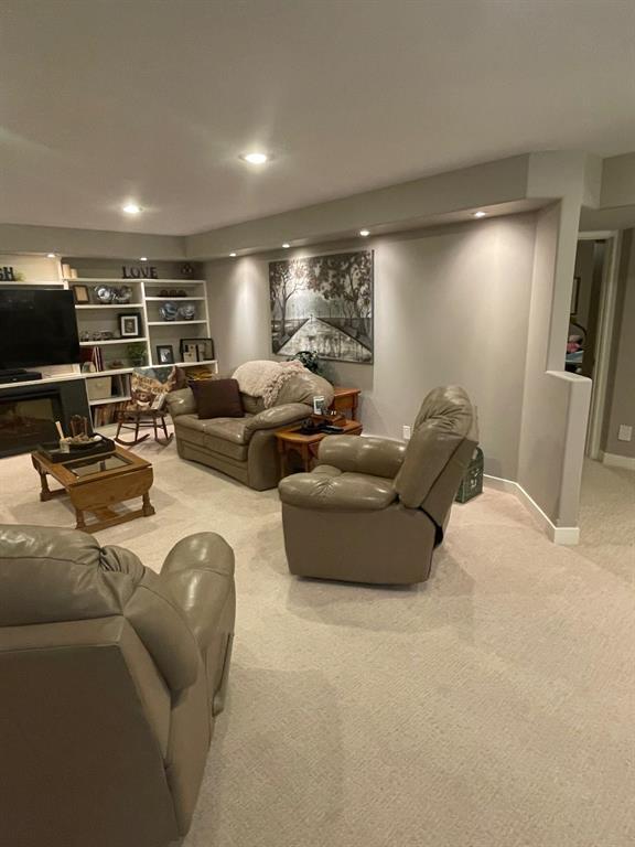 20 Bayhill Crescent, Brandon, MB - Indoor