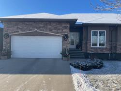 20 Bayhill Crescent Brandon, MB R7C 0B8