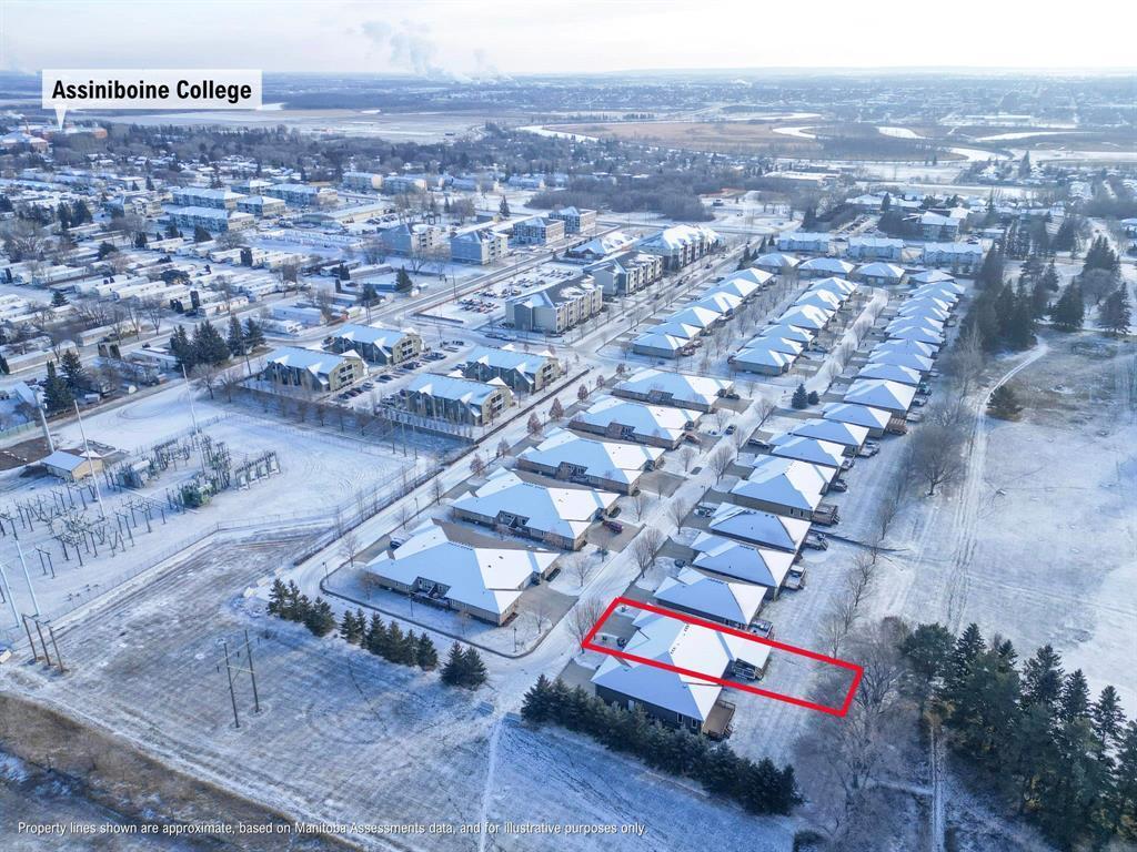 20 Bayhill Crescent, Brandon, MB - Outdoor With View