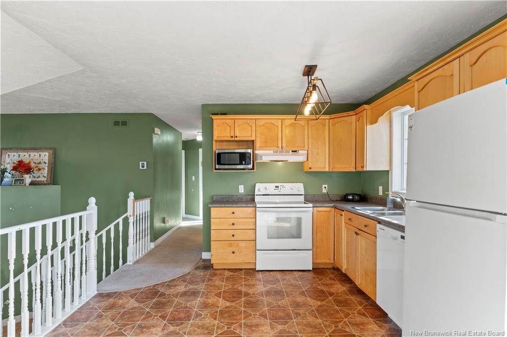 24 Aral Crt, Moncton, NB