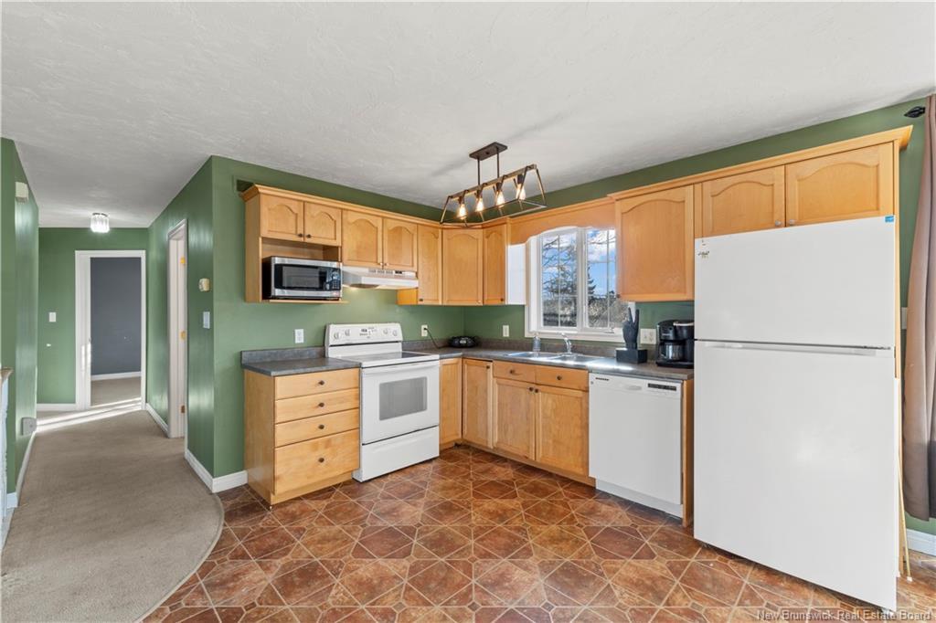 24 Aral Crt, Moncton, NB