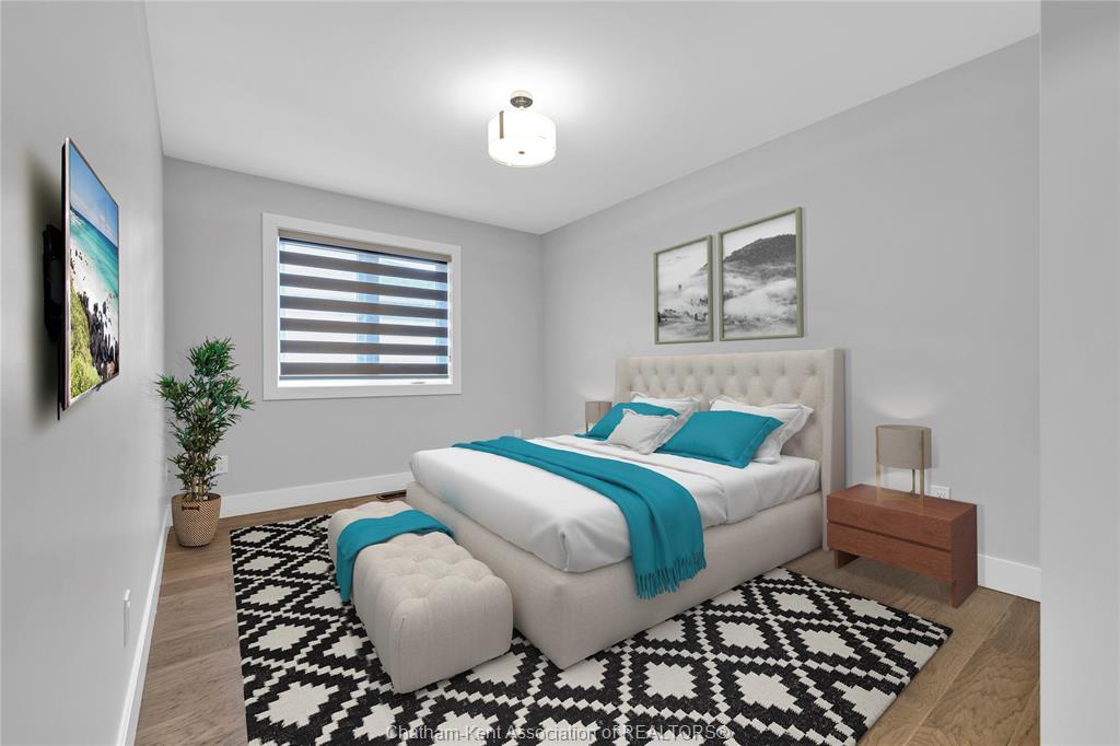 794 Keil Drive South, Chatham, ON