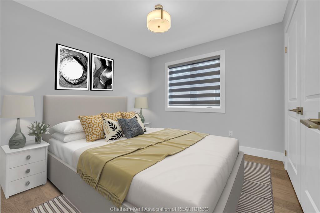 794 Keil Drive South, Chatham, ON