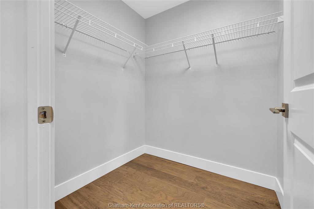 794 Keil Drive South, Chatham, ON