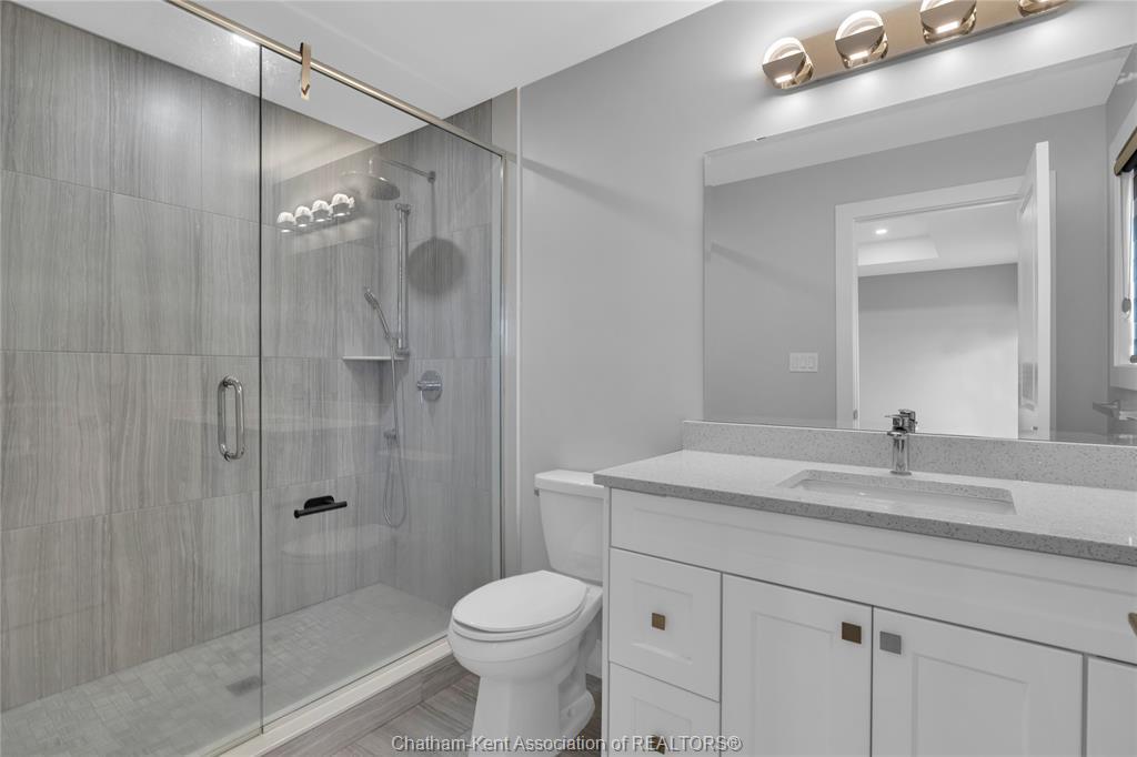 794 Keil Drive South, Chatham, ON