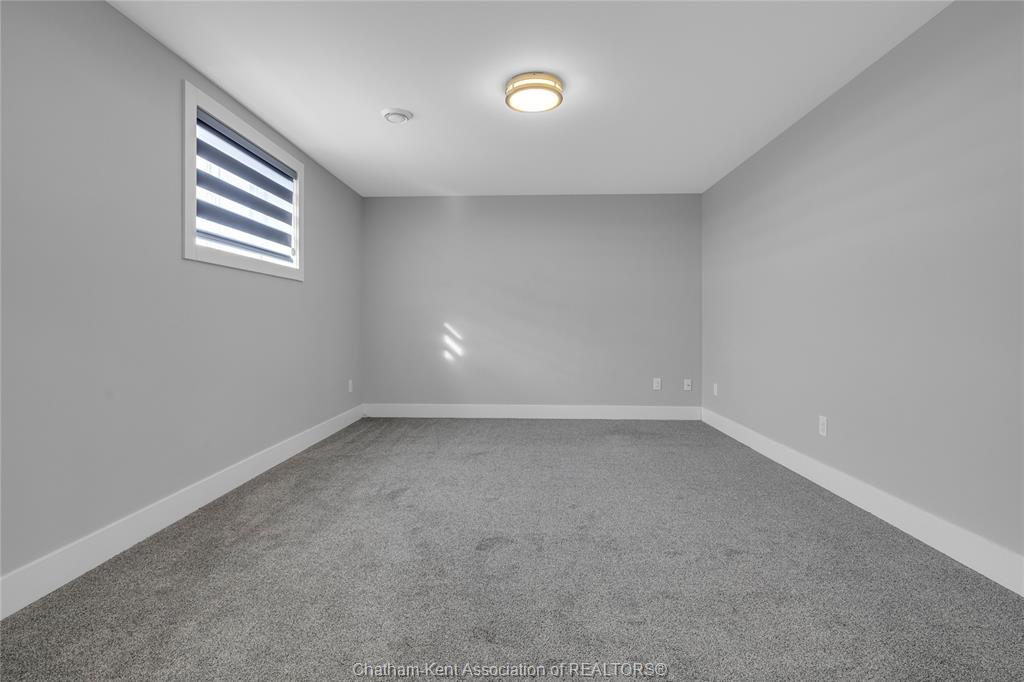 794 Keil Drive South, Chatham, ON