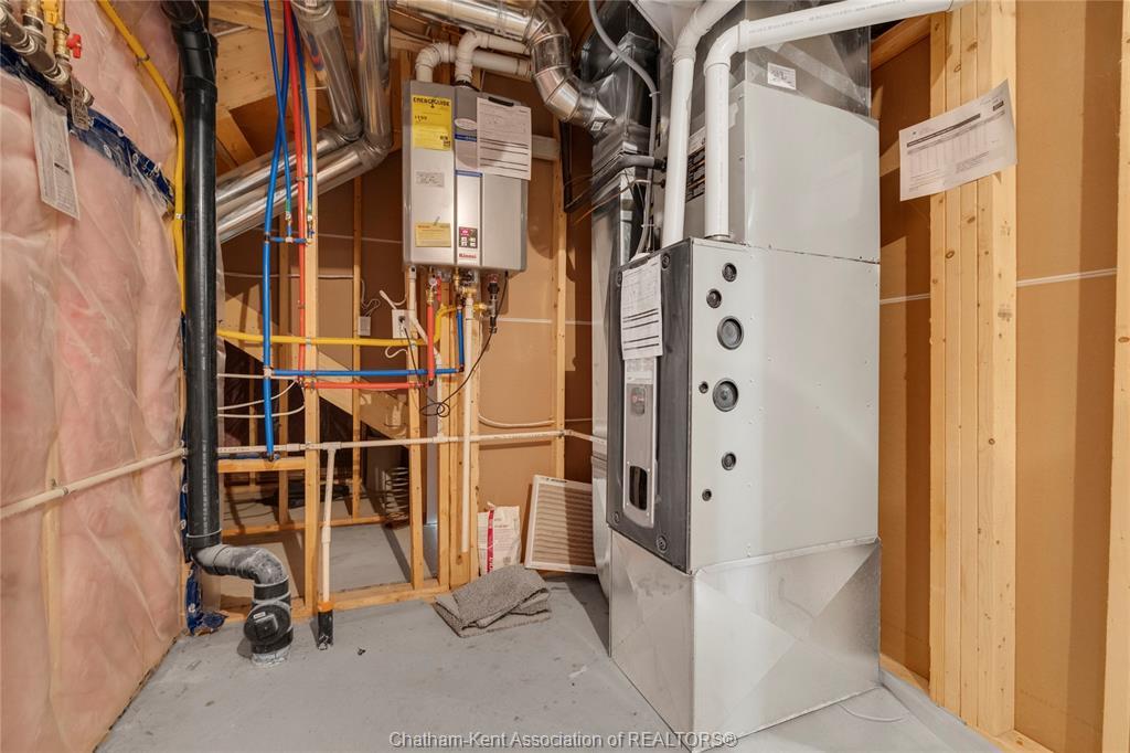 794 Keil Drive South, Chatham, ON