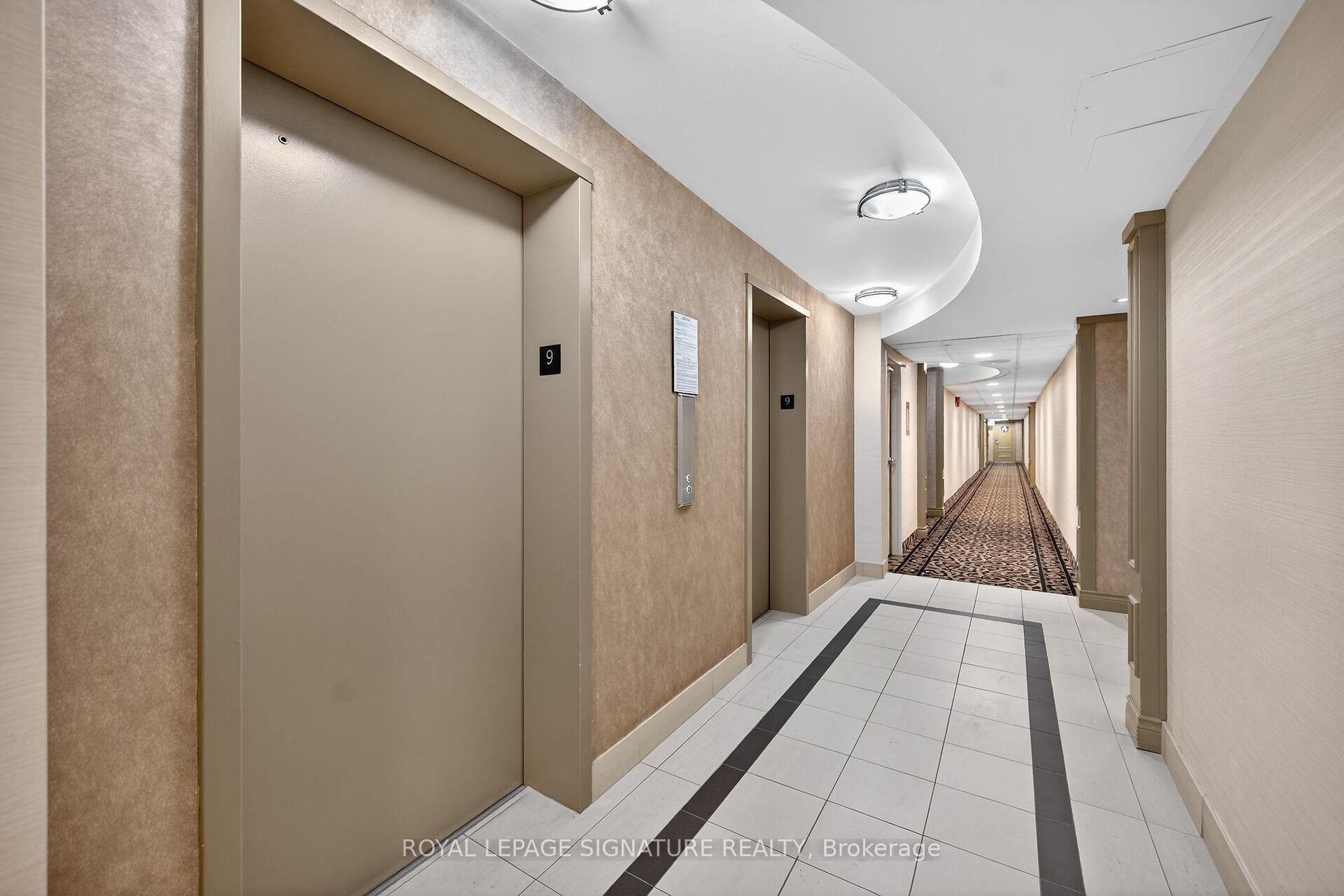 907-301 Frances Avenue, Hamilton, ON - Indoor Photo Showing Other Room