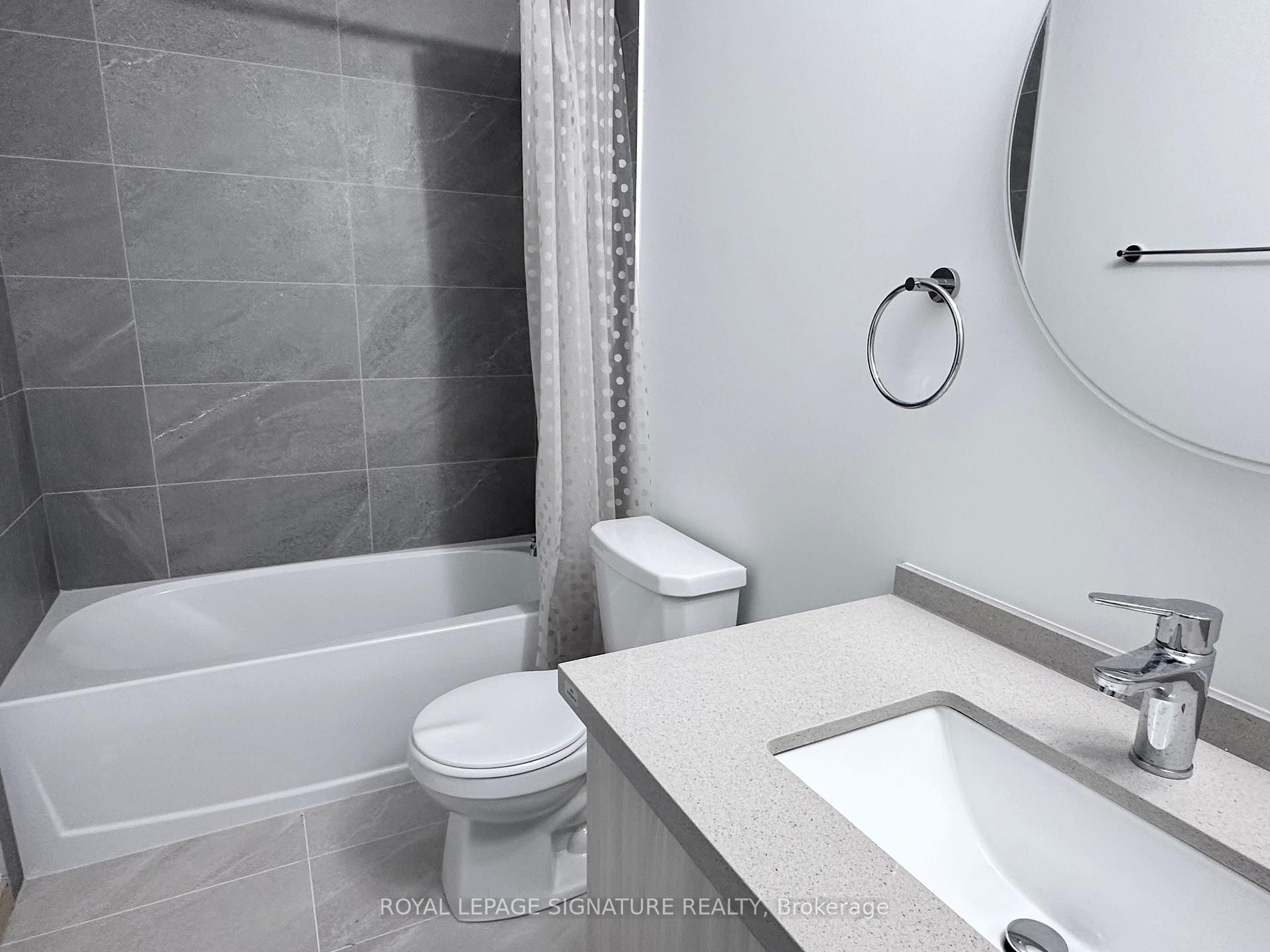 B312-3429 Sheppard Avenue E, Toronto, ON - Indoor Photo Showing Bathroom
