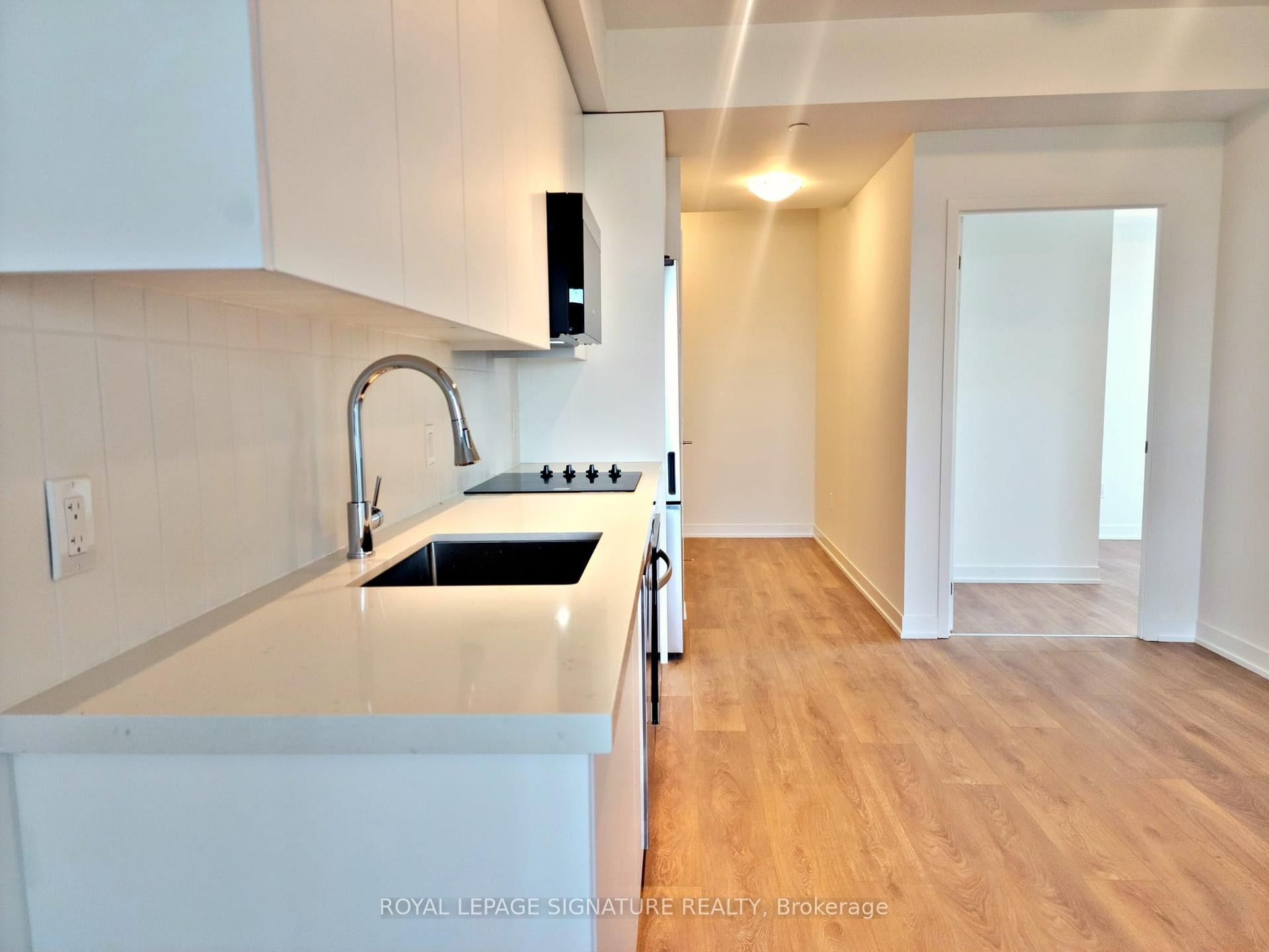 1428-498 Caldari Road, Vaughan, ON - Indoor Photo Showing Kitchen