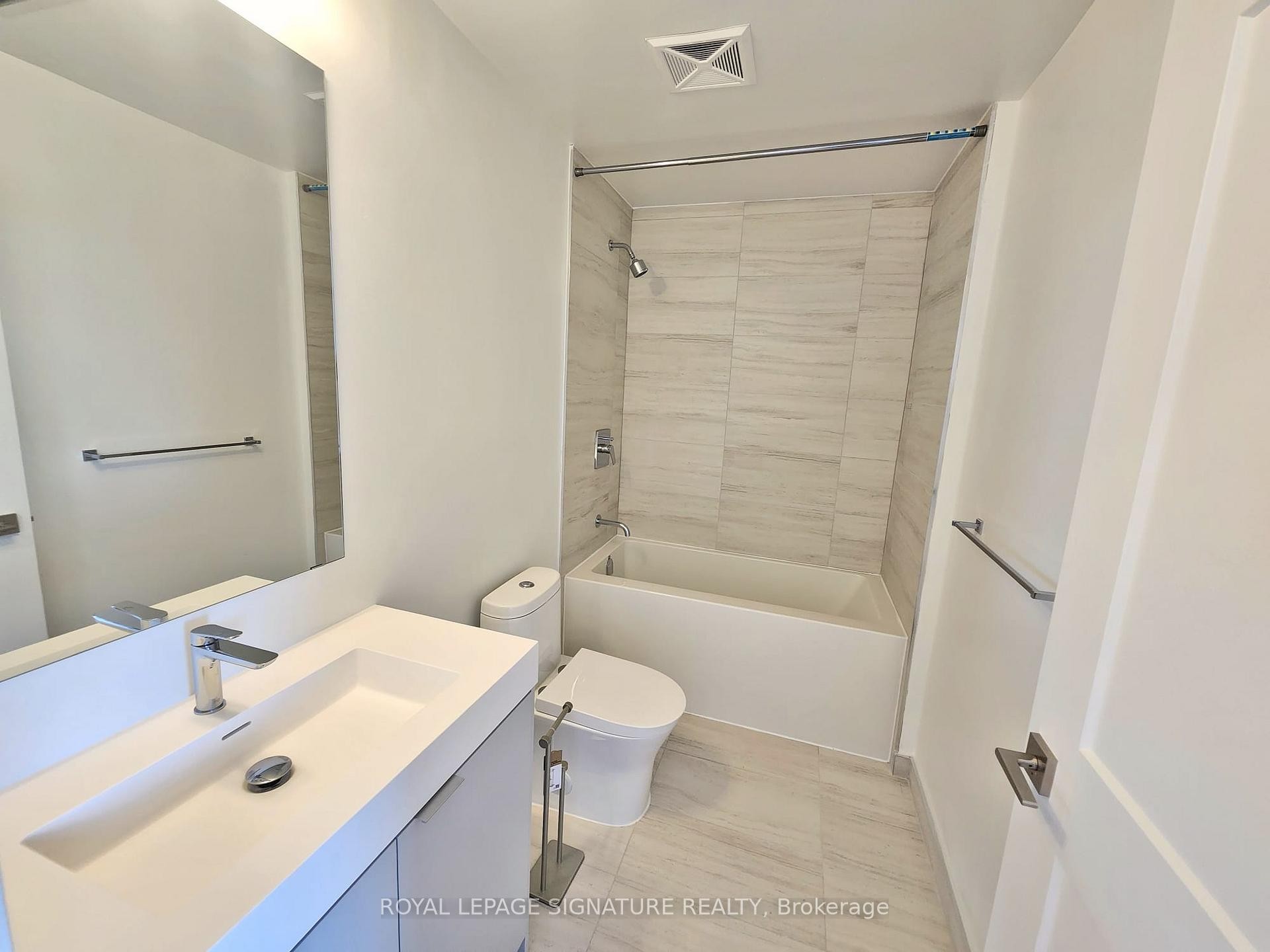 1428-498 Caldari Road, Vaughan, ON - Indoor Photo Showing Bathroom