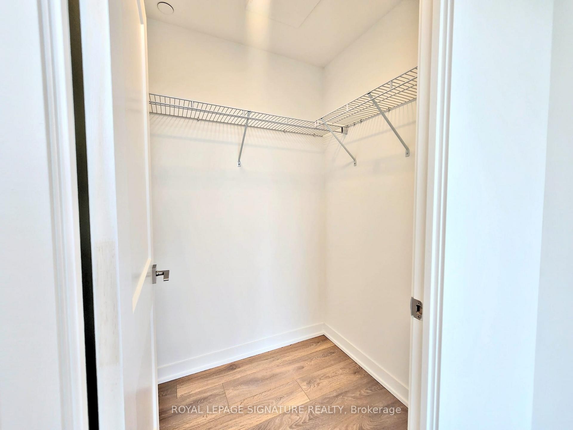 1428-498 Caldari Road, Vaughan, ON - Indoor With Storage