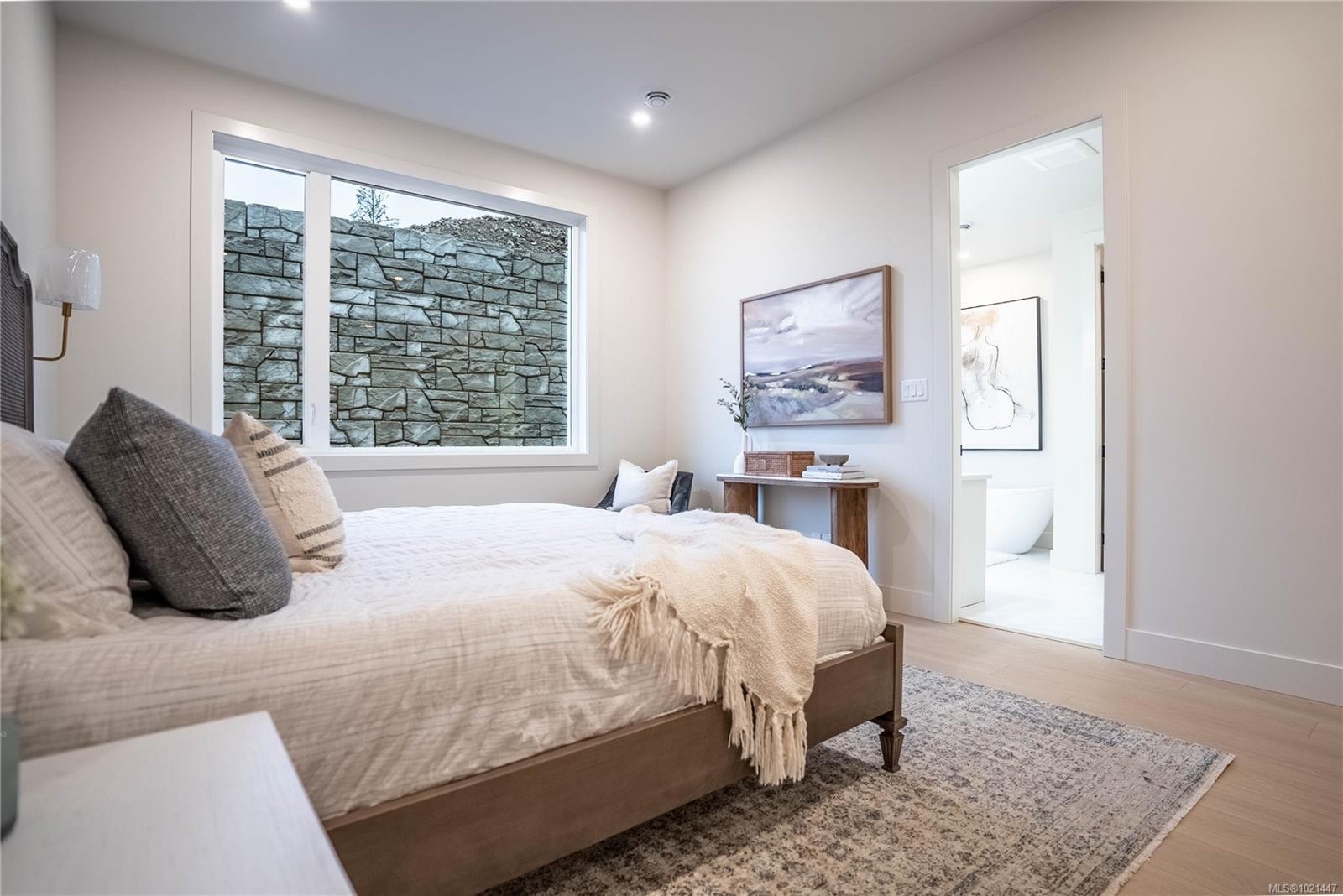 1563 Marble Pl, Langford, BC - Indoor Photo Showing Bedroom