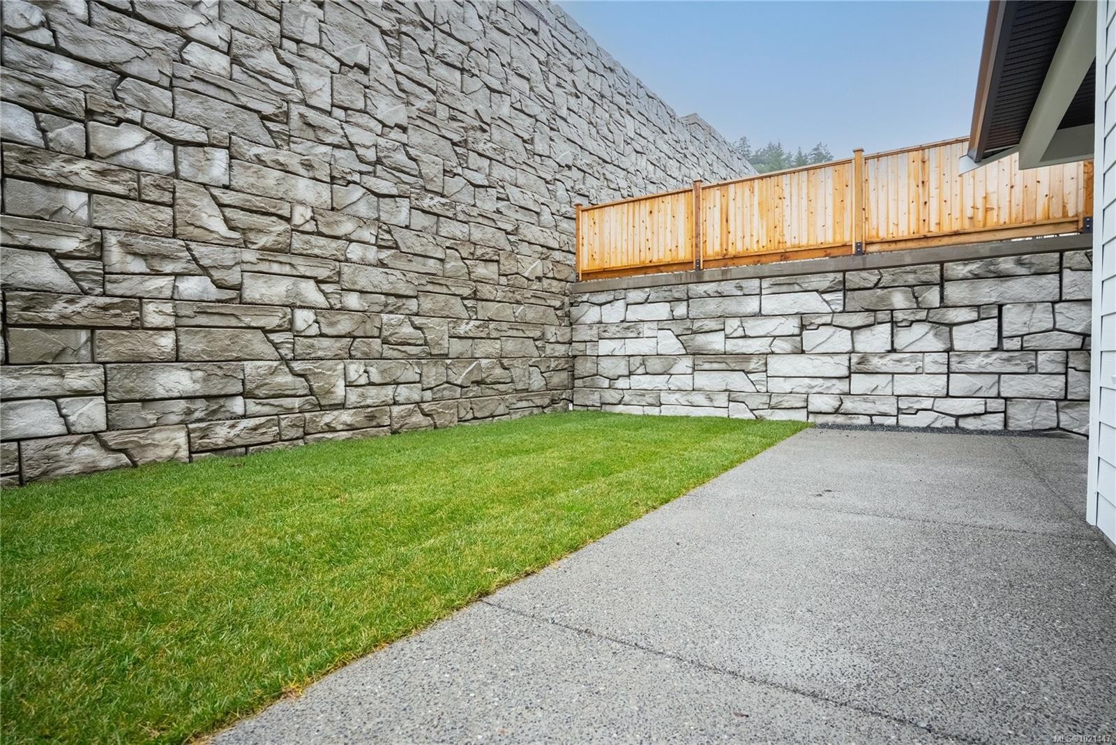 1563 Marble Pl, Langford, BC - Outdoor