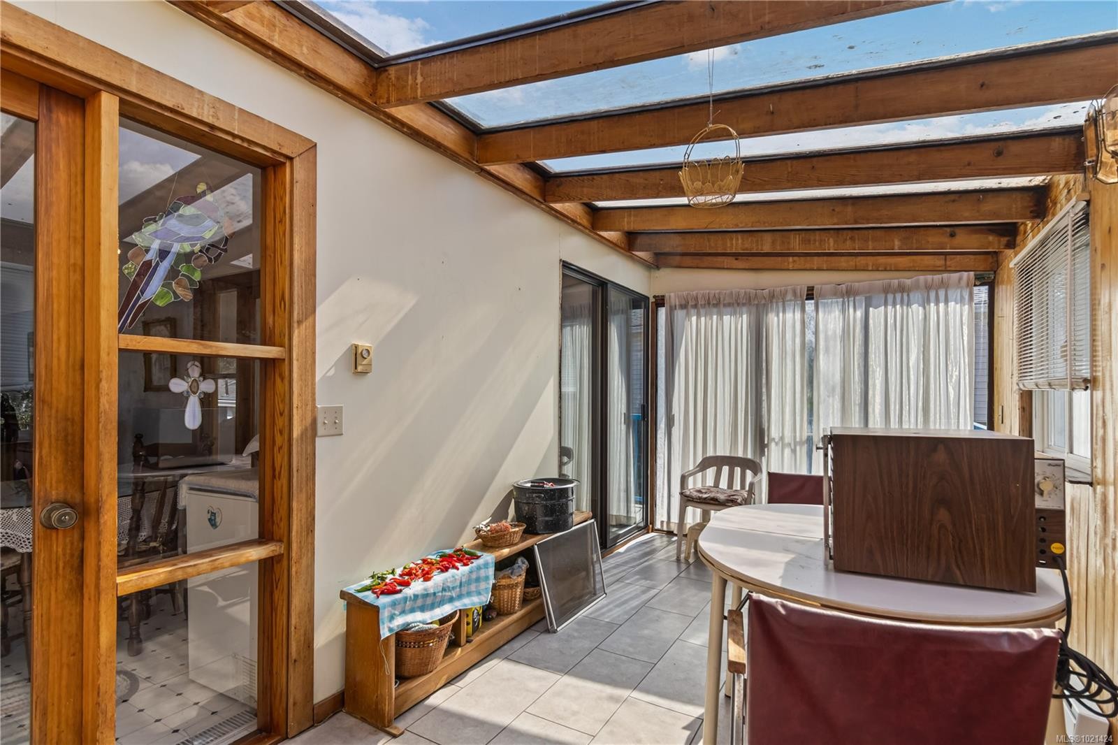 2726 Claude Rd, Langford, BC