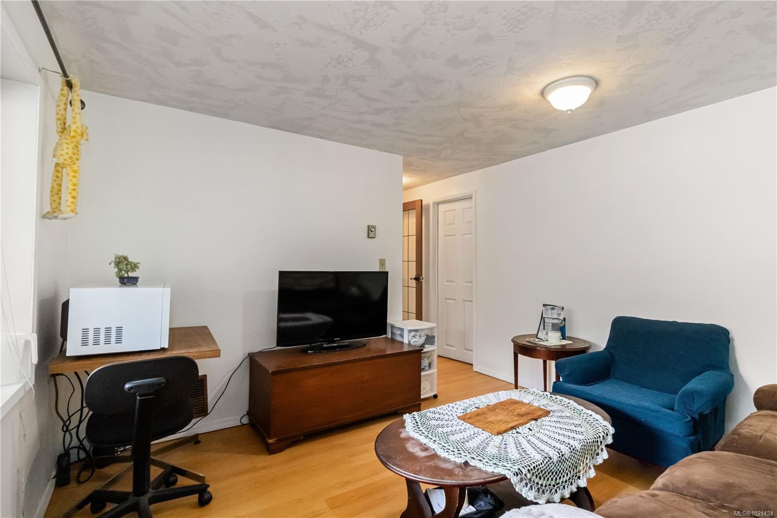 2726 Claude Rd, Langford, BC