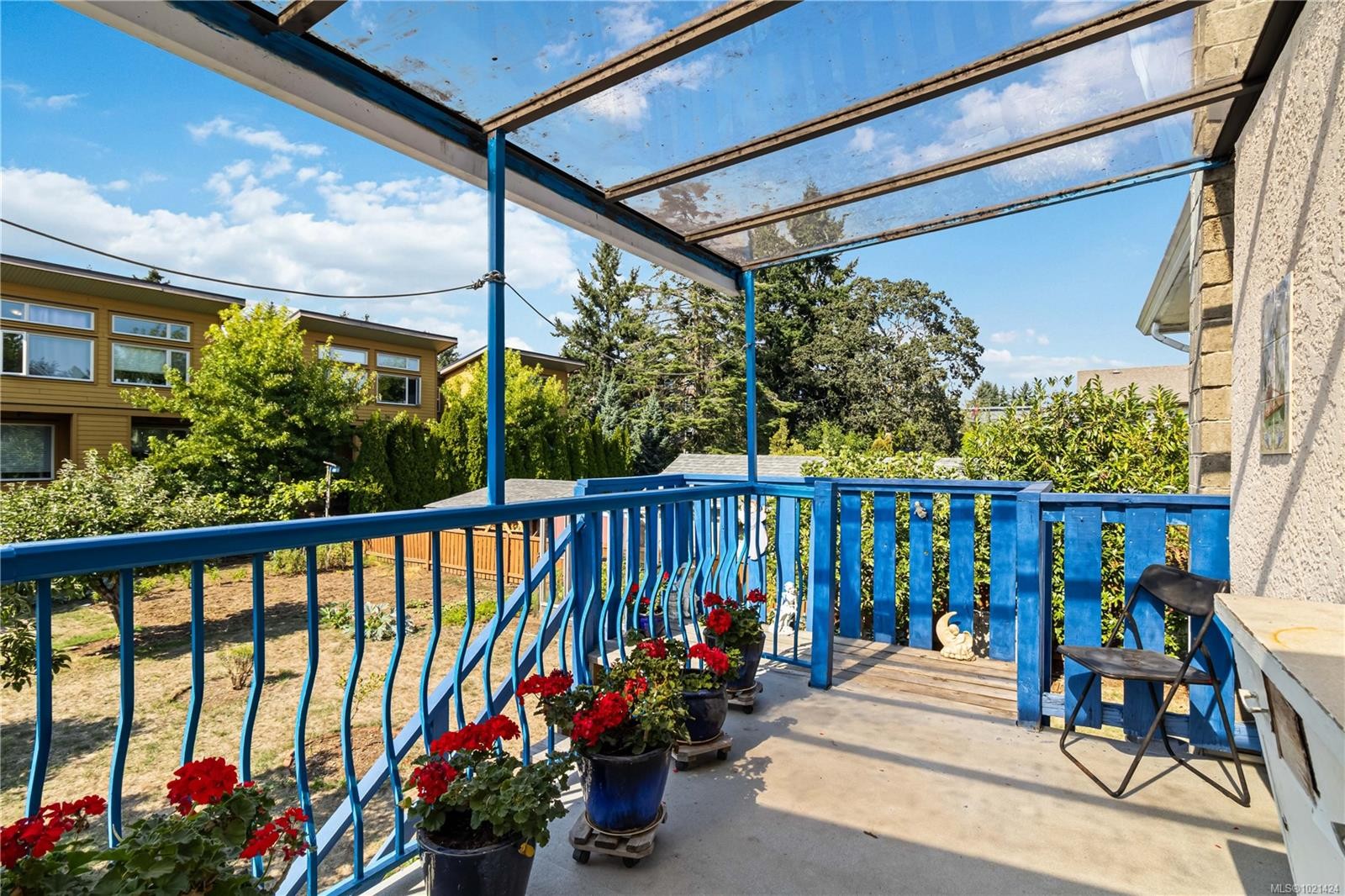 2726 Claude Rd, Langford, BC