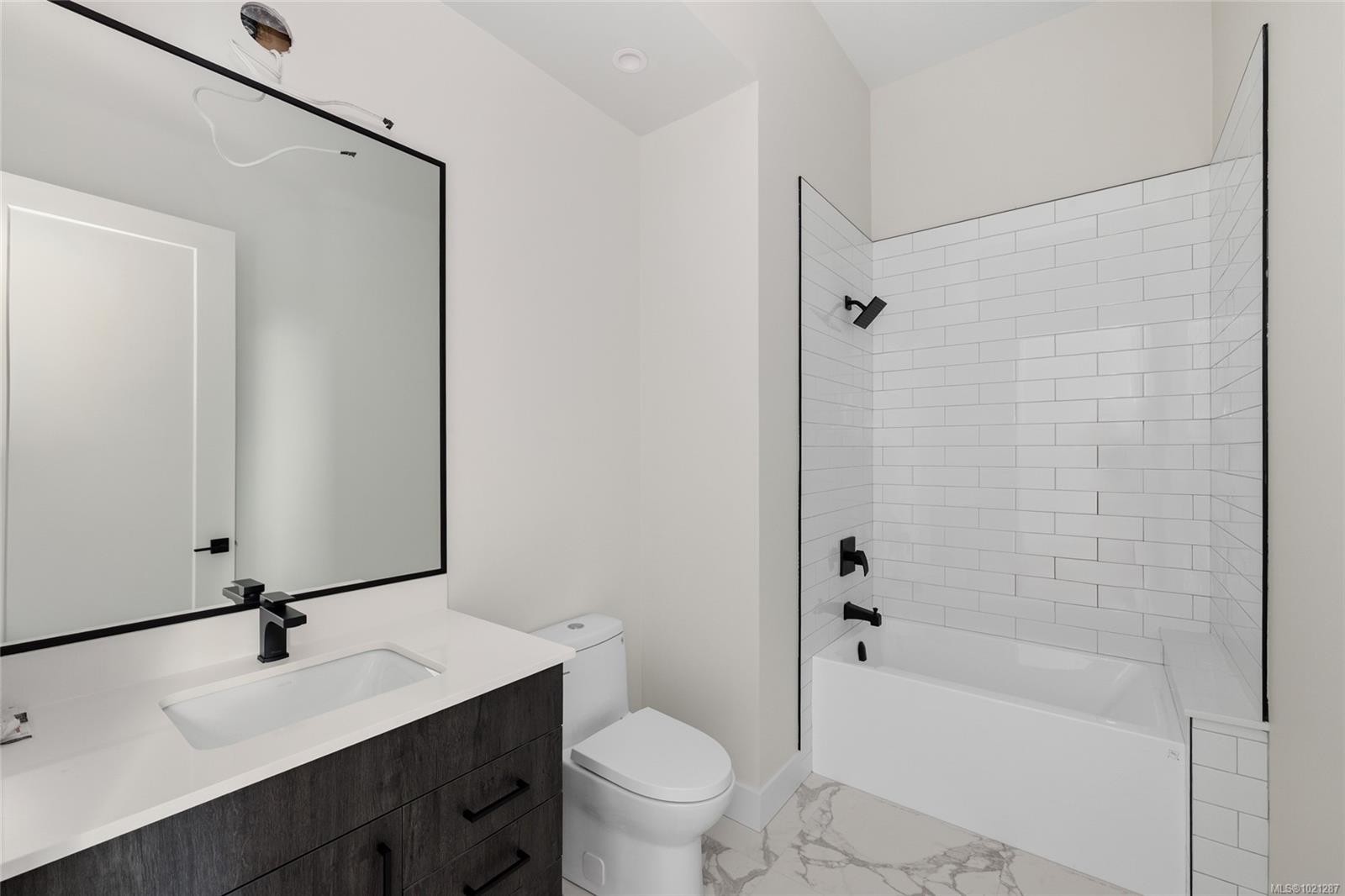 2293 Adela Pl, Sidney, BC