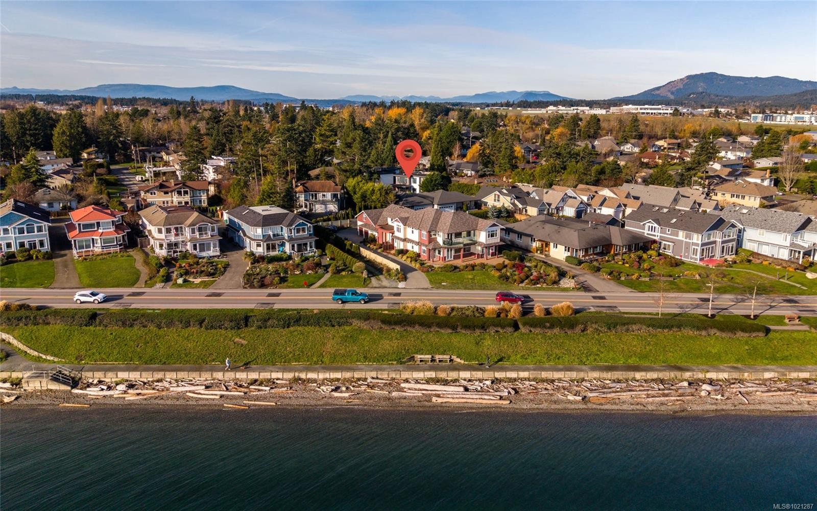 2293 Adela Pl, Sidney, BC