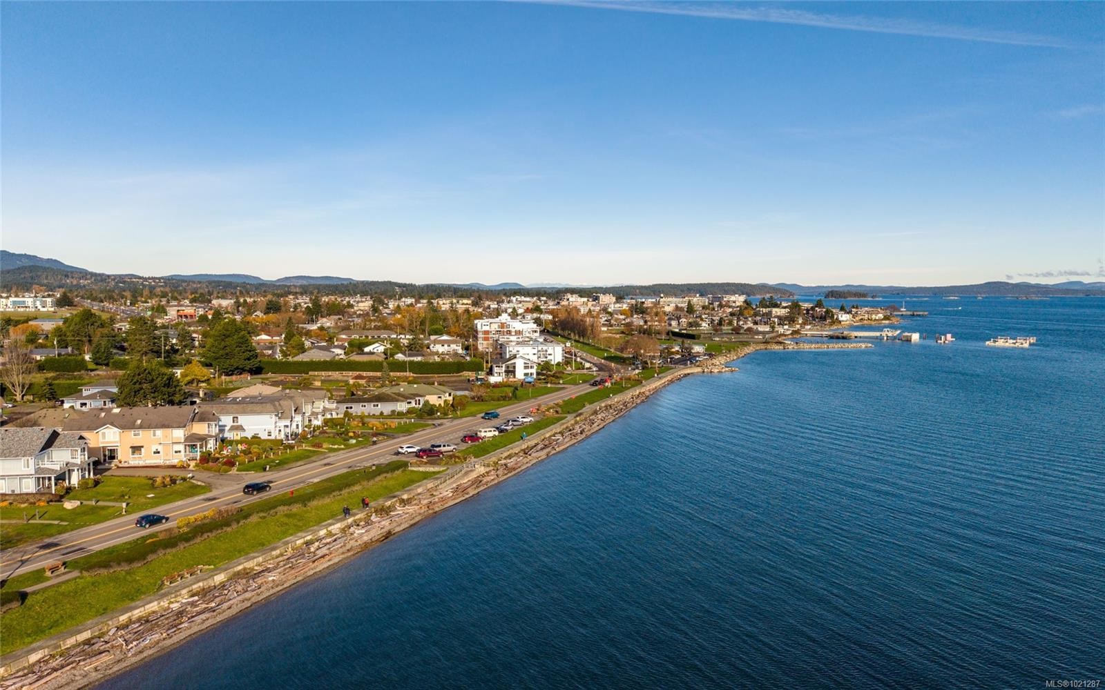 2293 Adela Pl, Sidney, BC