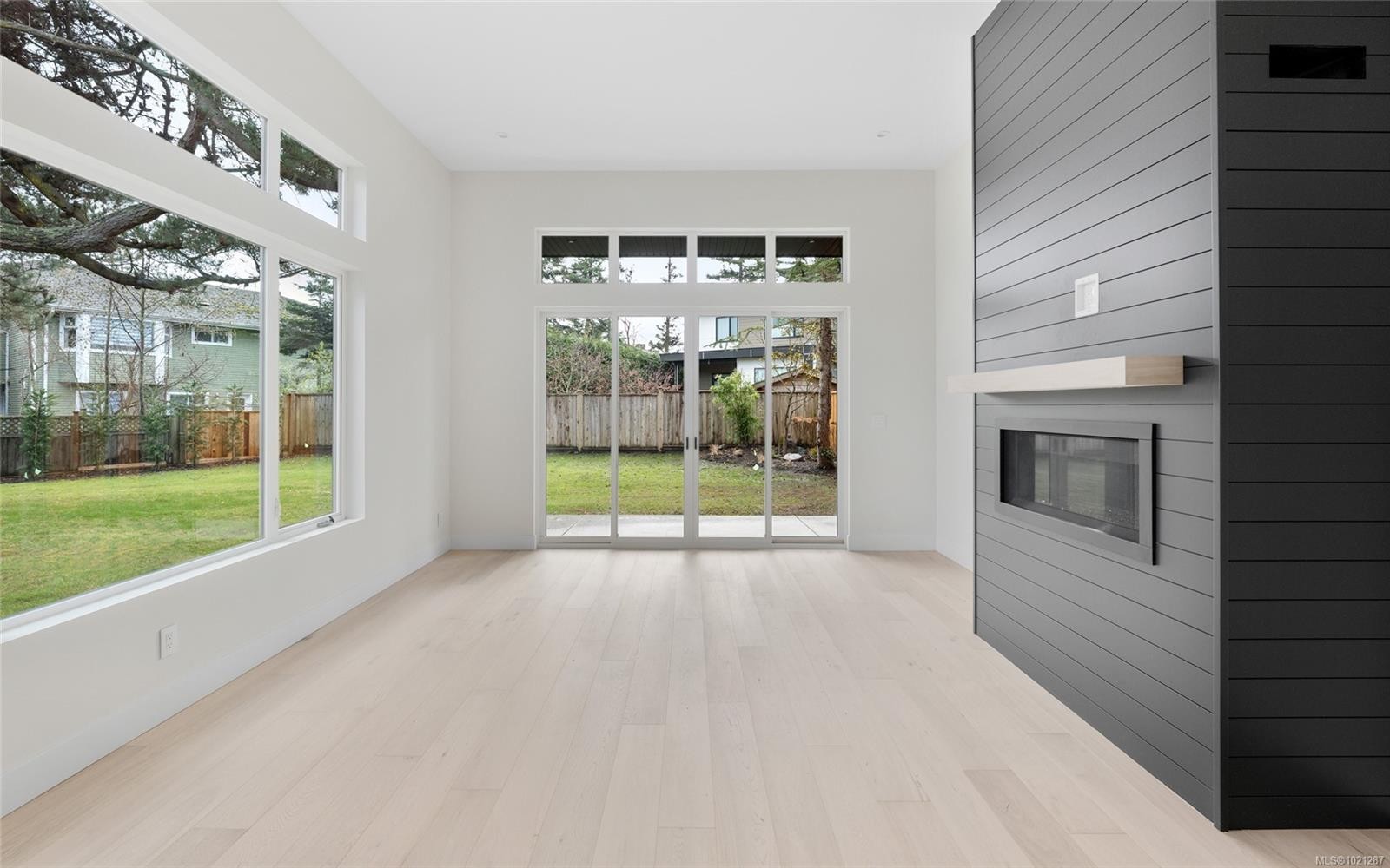 2293 Adela Pl, Sidney, BC