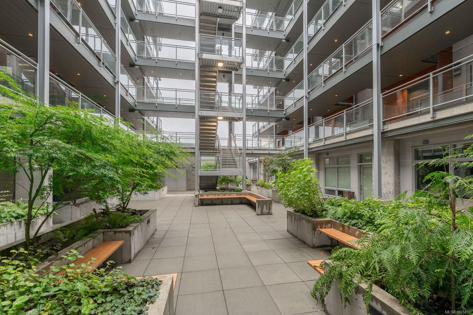 508-91 Chapel St, Nanaimo, BC - Outdoor With Balcony