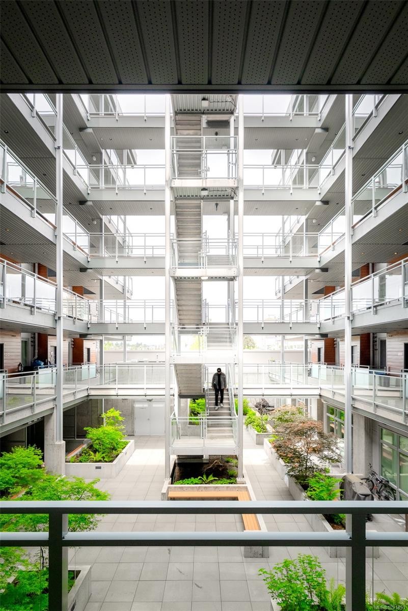 508-91 Chapel St, Nanaimo, BC - Outdoor With Balcony