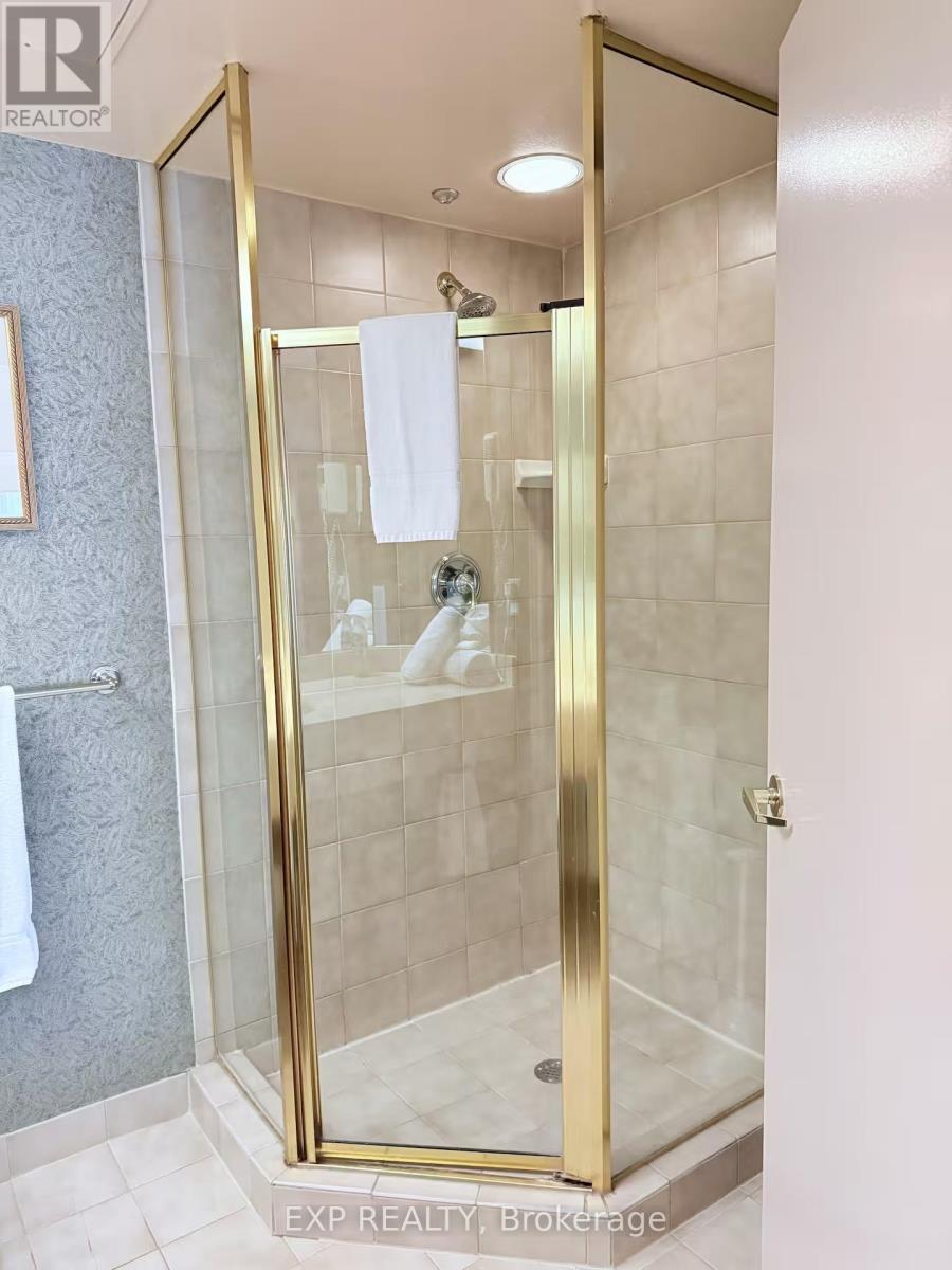 2537 - 90 Highland Drive, Oro-Medonte, ON - Indoor Photo Showing Bathroom