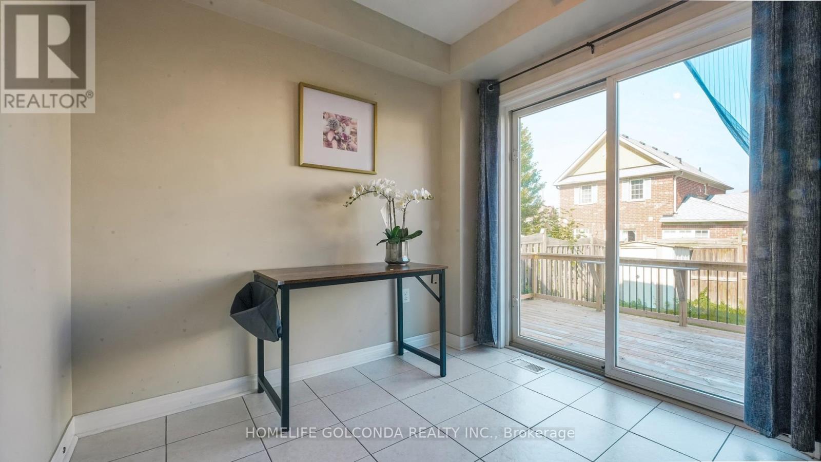 21 Bentley Crescent, Barrie, ON - Photo Showing Other Room