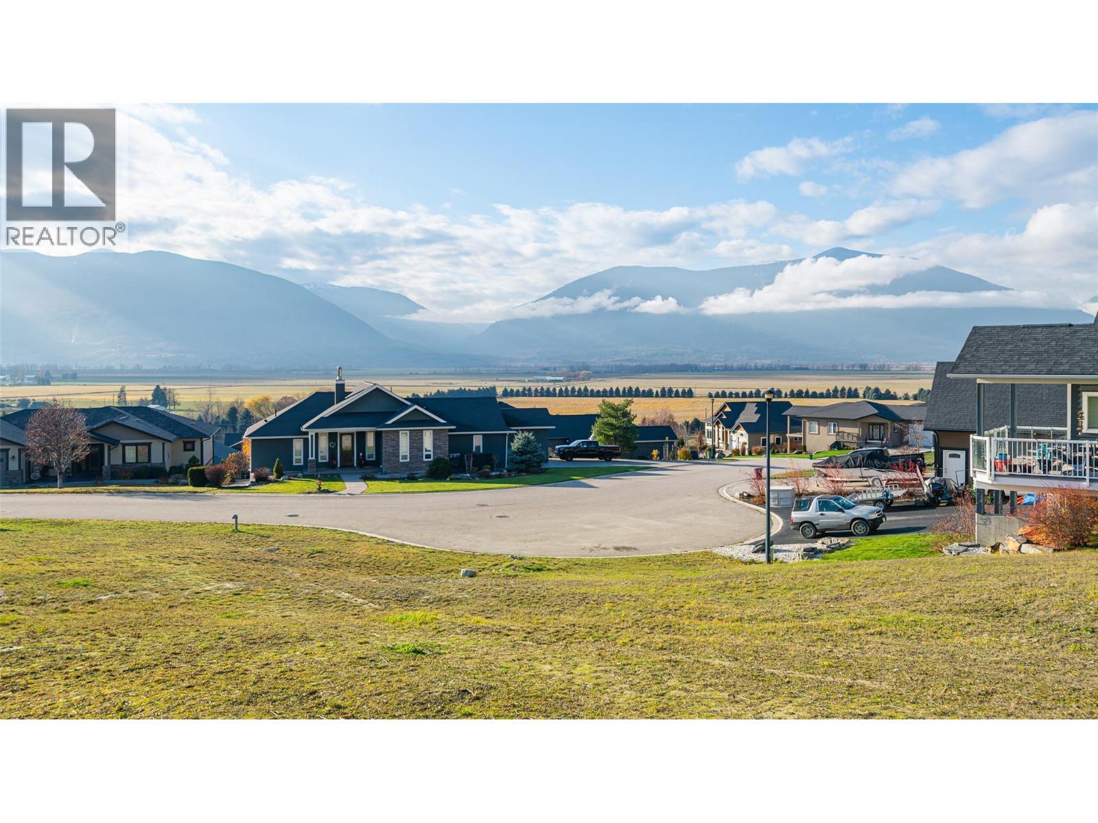 1016 Purcell Crescent, Creston, BC