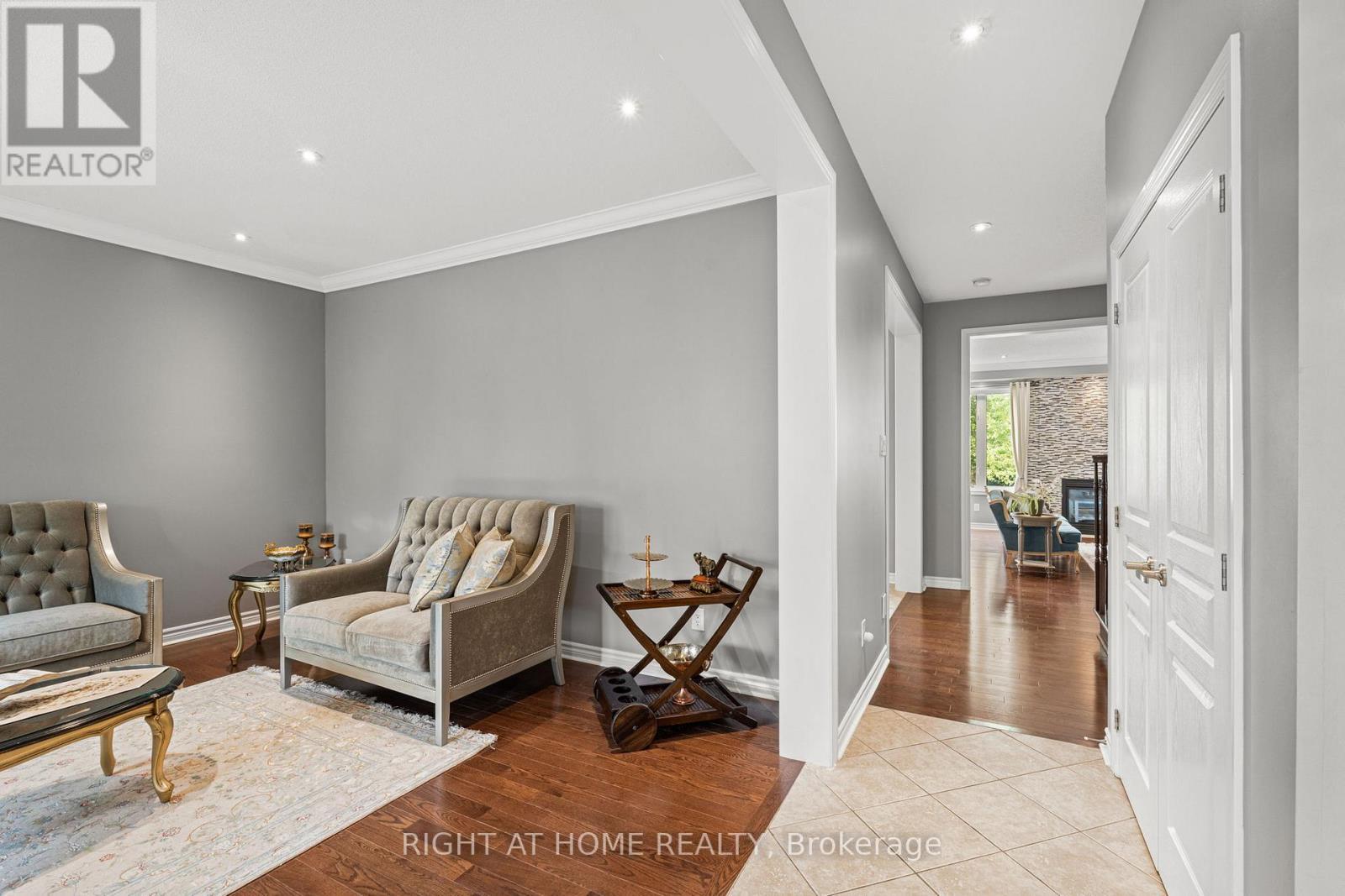 2209 Sunset Cove Circle, Ottawa, ON - Indoor